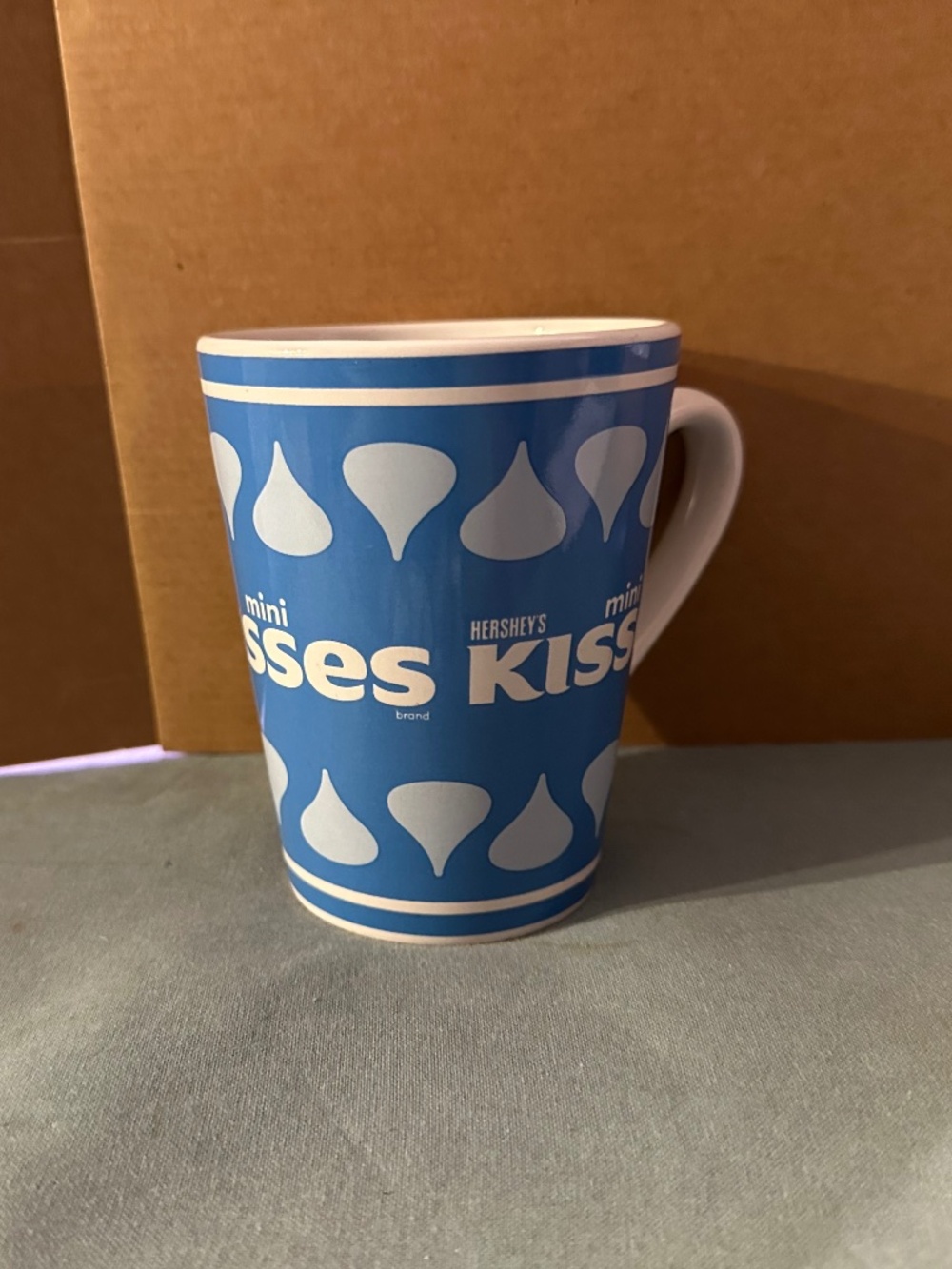 Hershey's Galerie Mini Kisses Mug 12 oz